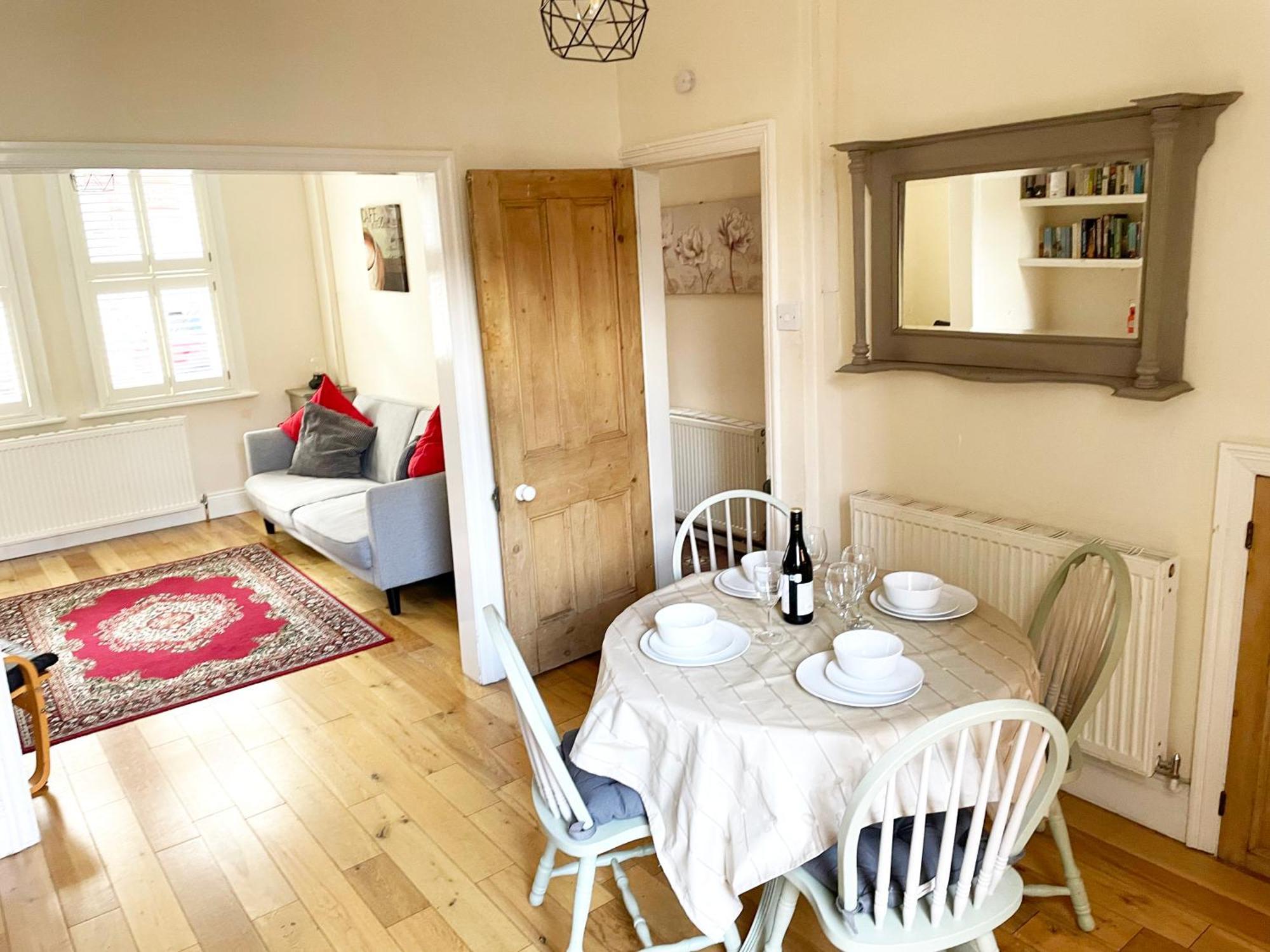 Riverside Lodge - Quaint Victorian Home By The River York Exteriér fotografie