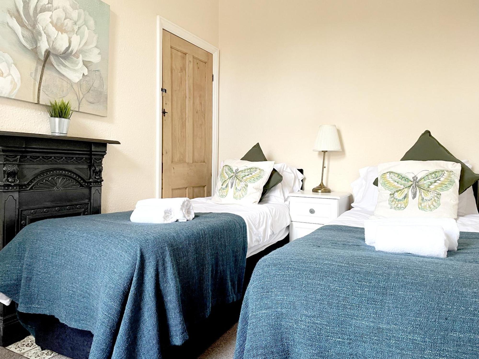 Riverside Lodge - Quaint Victorian Home By The River York Exteriér fotografie